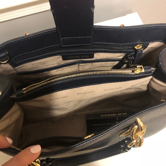 Michael Kors Navy blue & gold purse & wallet. - Picture 2 of 5